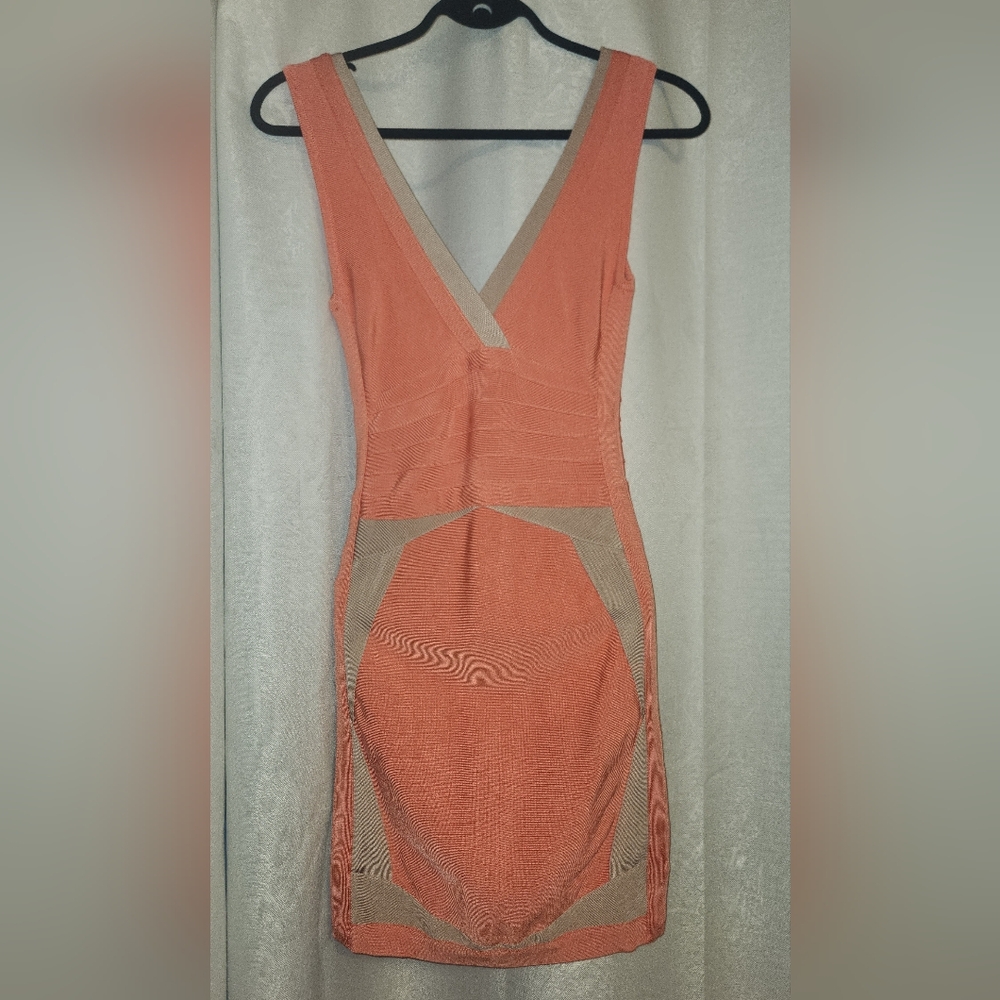 Bebe Coral Bodycon V-Neck Bandage Dress - Picture 2 of 4